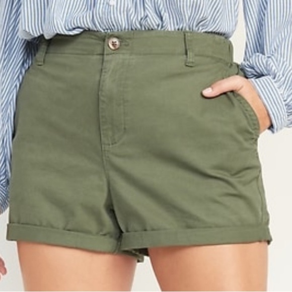 Women's Green Casual Shorts - Old Navy - Picture 2 of 5